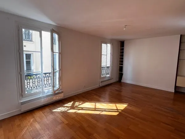 Appartement - 5 pièces Paris 9ème