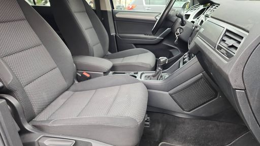 Volkswagen Touran 1.6 TDI 115 DSG7 - Confortline Business 7pl – 2018 – 195143 km – Diesel – Boîte Automatique — photo 26
