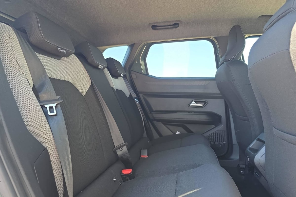 Dacia Duster — photo 10