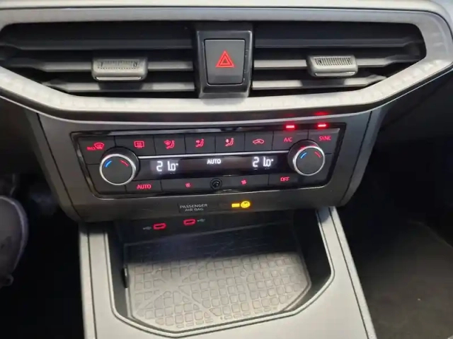 Seat Ibiza 1.0 tsi 110 ch s/s bvm6 — photo 42