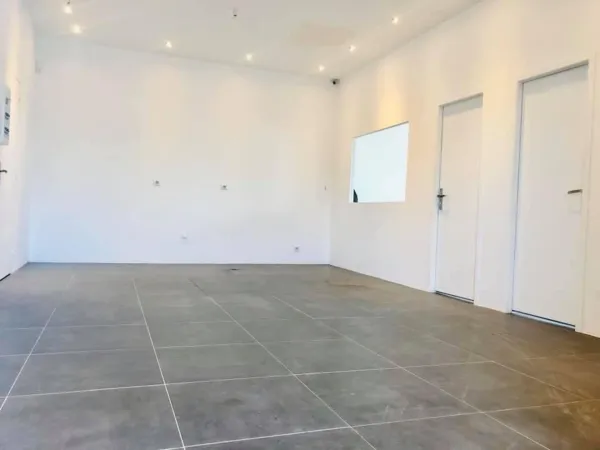 Bureaux 3 pièces 63 m²
