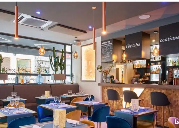 Restaurant pizzeria au feu de bois 200m2