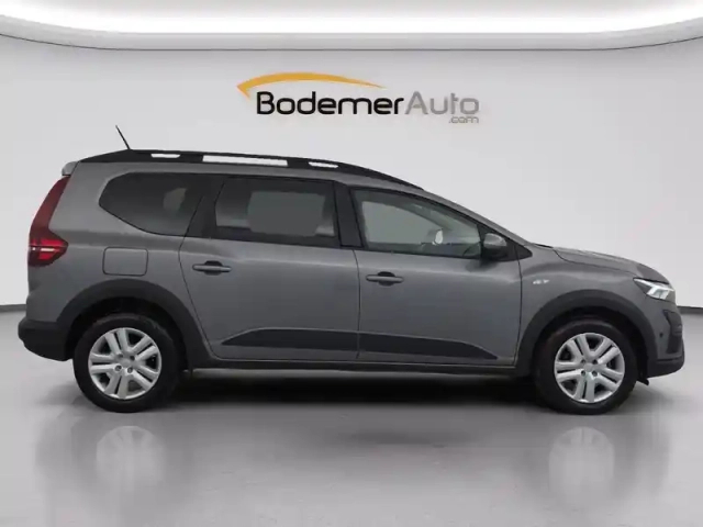 Dacia Jogger tce 110 7 places — photo 15