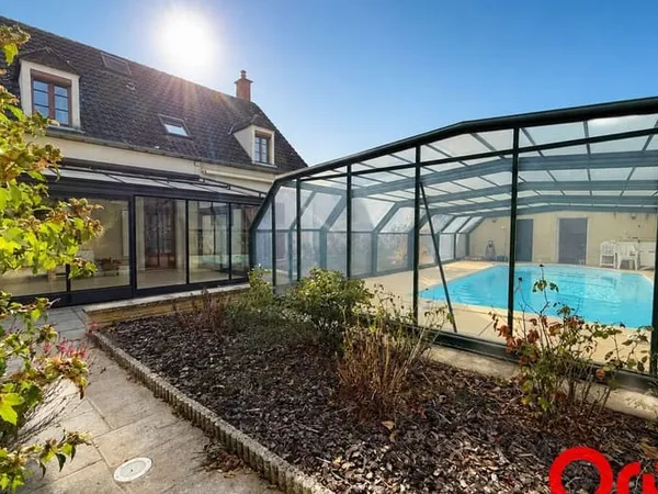 Maison 5 pièces 244 m²