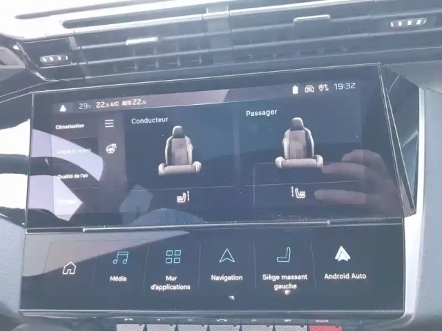Peugeot 308 electrique 55 kwh 156ch — photo 17