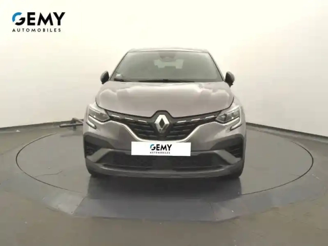 Renault Captur tce 140 edc - 21b — photo 2