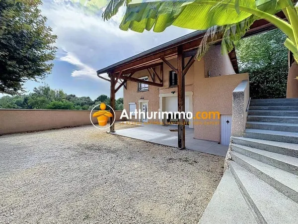 Maison 5 pièces 157 m²