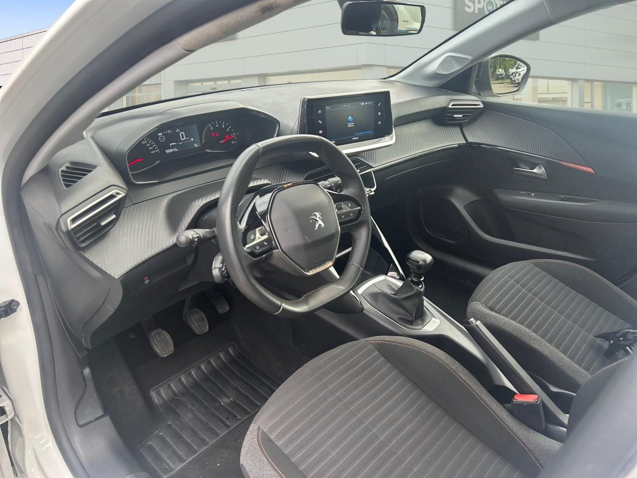 Peugeot 208 1.5 bluehdi 100 premium — photo 8