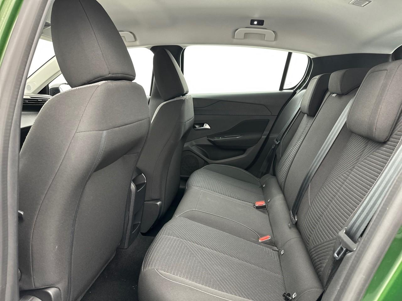 Peugeot 308 bluehdi 130ch s&s eat8 active pack — photo 12