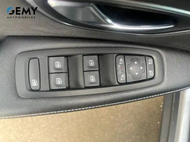 Renault Scenic dci 110 energy edc — photo 12