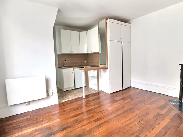 Studio 1 pièce 18 m²