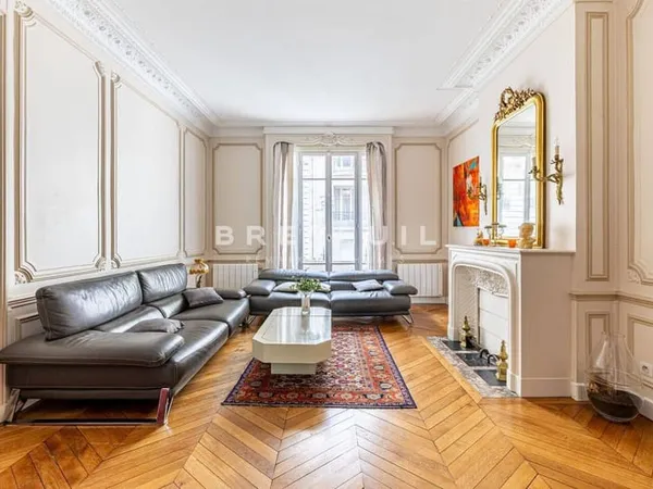 Appartement 5 pièces 140 m²