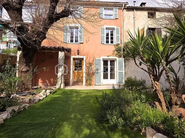 En exclusivité - Le Plan de Grasse maison de caractère T4 avec jardin et stationnements