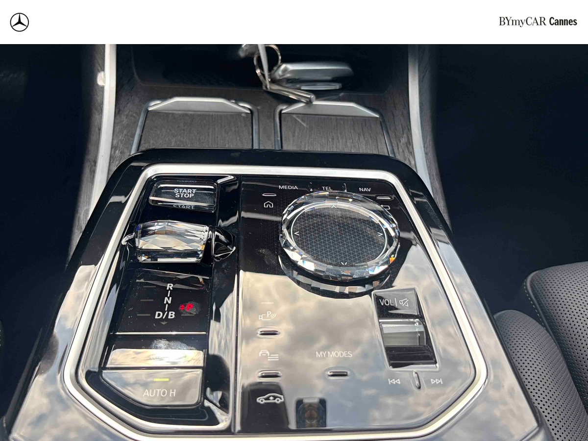 BMW i7 eDrive50 — photo 31