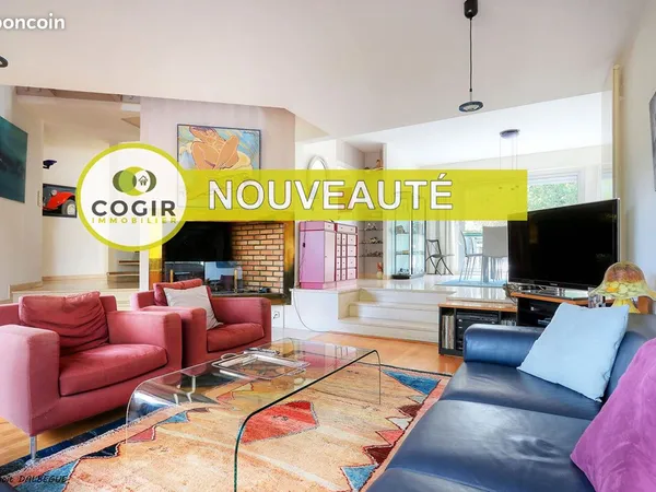 Maison 7 pièces 180 m²