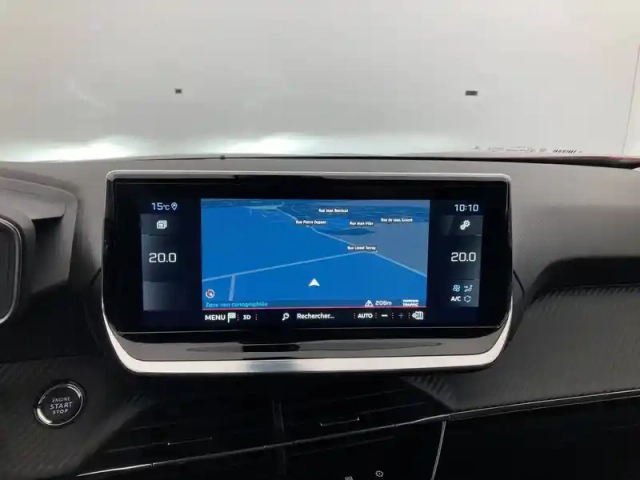 Peugeot 2008 puretech 130 s&amp;s eat8 — photo 15
