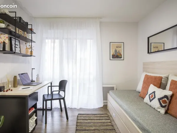 Studio 1 pièce 18 m²