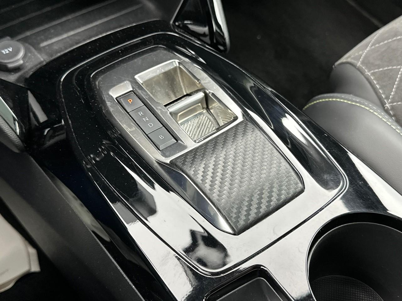 Peugeot 2008 electrique 136 ch gt pack — photo 31