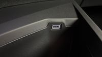 Peugeot 5008 Hybrid 145ch Allure e-DCS6 — photo 30
