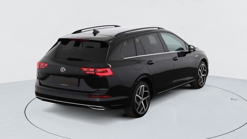 Volkswagen Golf 8 SW — photo 7