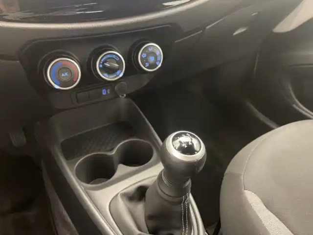 Toyota Aygo 1.0 vvt-i 72 dynamic — photo 14