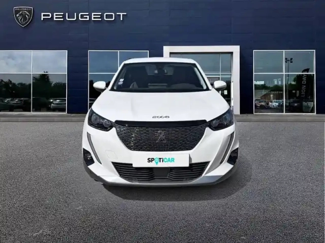 Peugeot 2008 puretech 130 s&amp;s eat8 — photo 2
