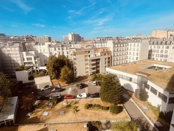 Paris 12ème Rue Érard (Métro Reuilly-Diderot L1/L8 à 3 min)