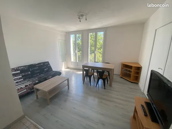 Appartement meublé avec 3 chambres Prat Maria