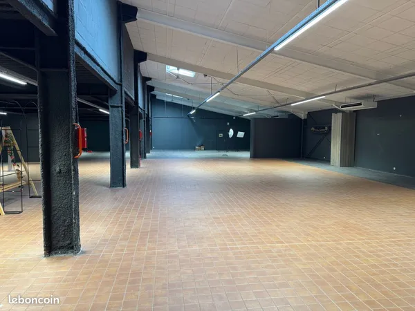 Ocal commercial/activité 900 m² — bonson (42) — plaine du forez