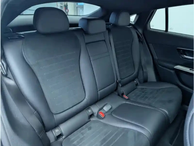 Mercedes Glc 300 e hybrid eq 4matic amg line — photo 15