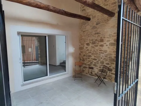 Maison de village rénovée 90 m² avec cour - Courthézon