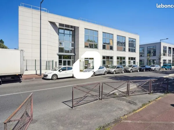 Bureau 149 m²