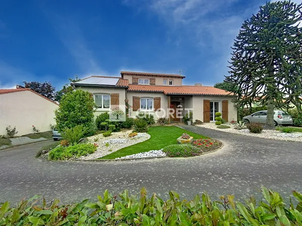 Maison 6 pièces 142 m²
