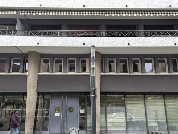 Bureau 115 m²