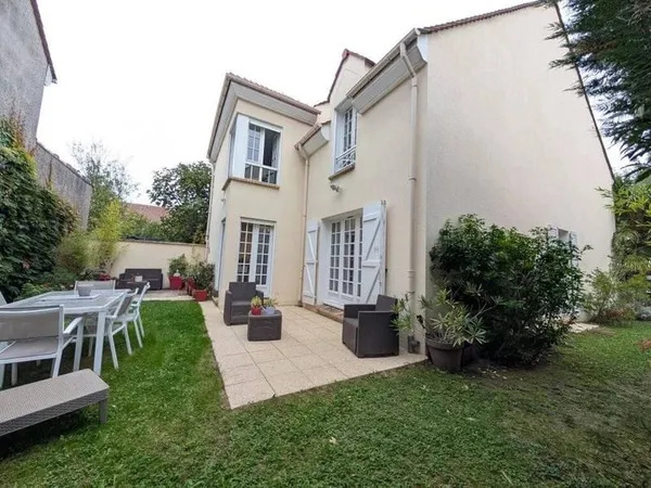 Maison 7 pièces 160 m²
