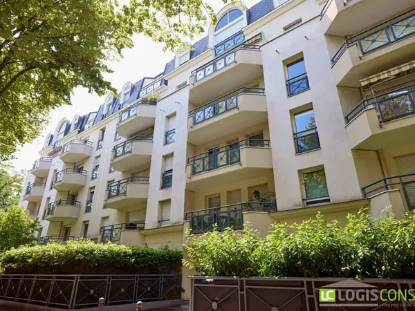 APPARTEMENT - RUE DE CHARTRES
