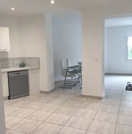 Appartement rénové 4 pièces 100 m²