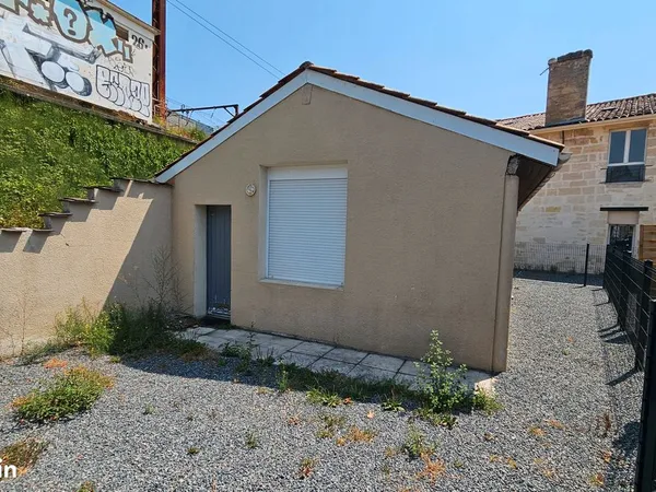 Maison t2 avec jardin (12) - 209 quai de Brazza