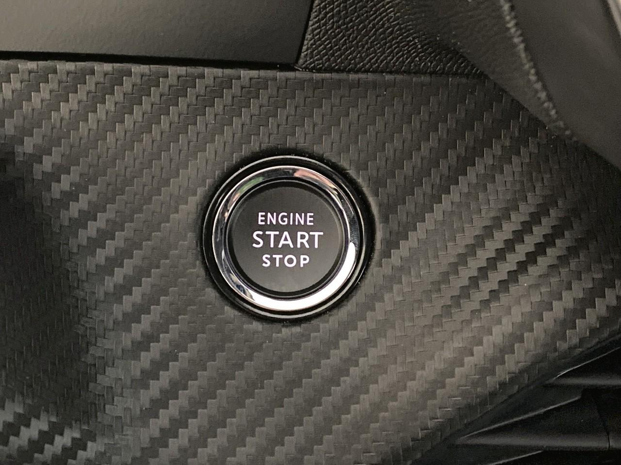 Peugeot 2008 1.2 hybrid 145ch allure e-dcs6 — photo 17