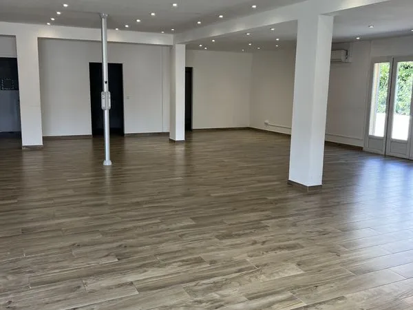 Local 220 m² Carqueiranne