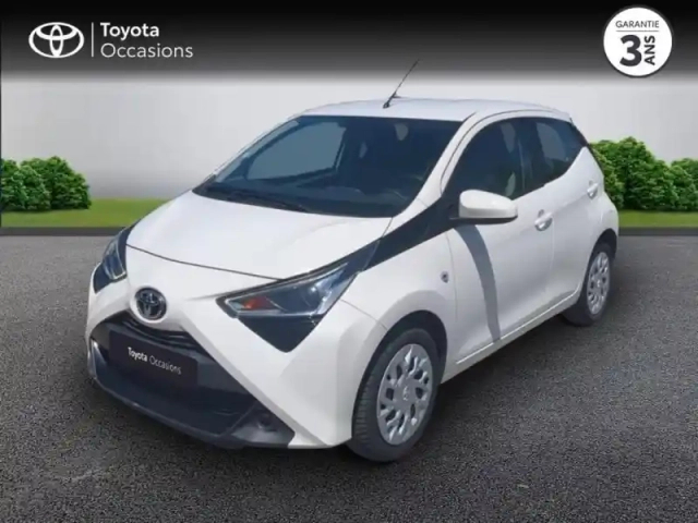 Toyota Aygo 1.0 vvt-i 72ch x-play 5p my19 — photo 1