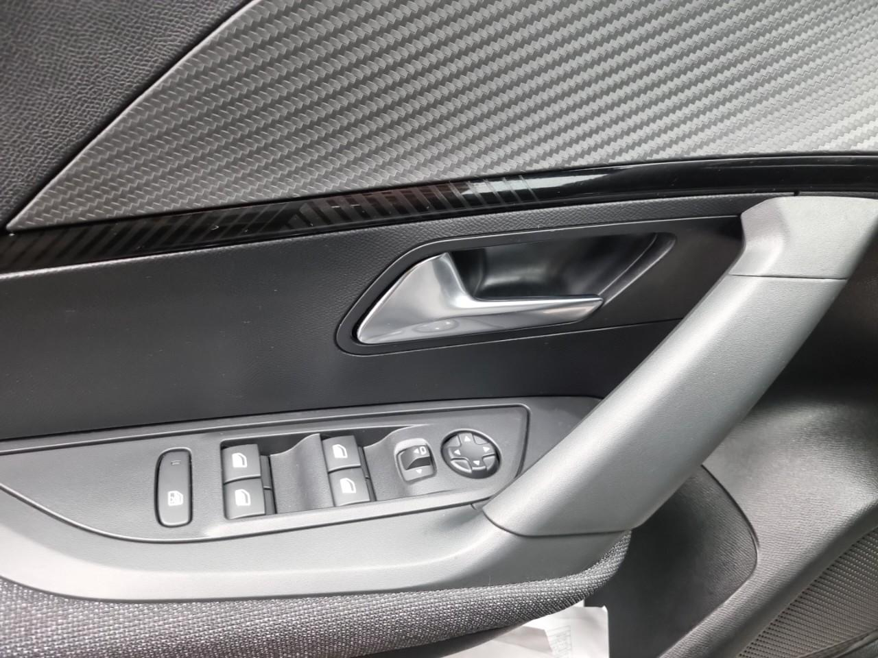 Peugeot 2008 100 s&s bvm6 business — photo 28