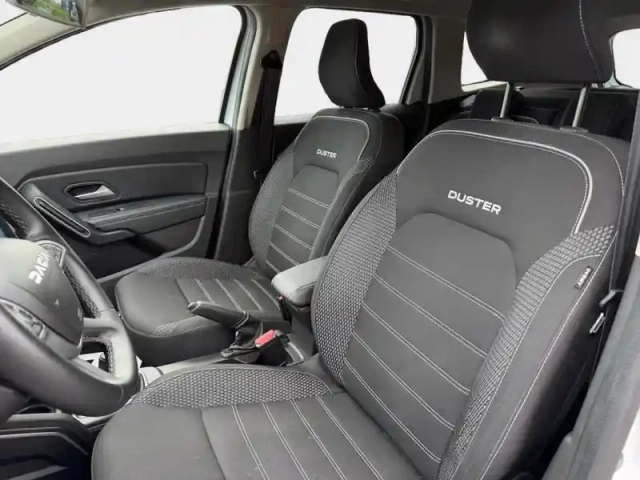 Dacia Duster 1.5 blue dci 115ch  journey + 4x2 — photo 29