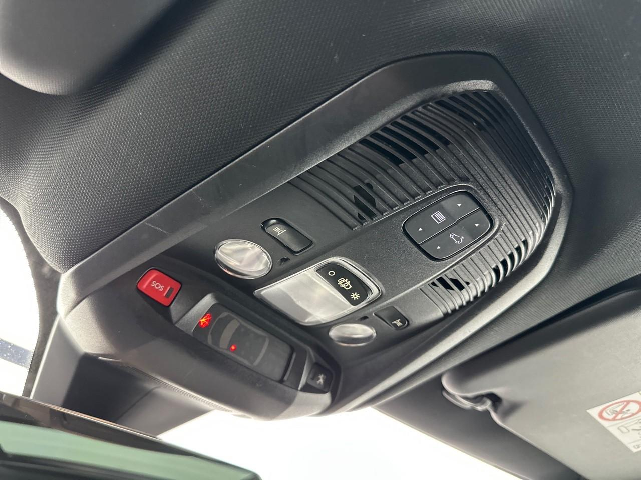 Peugeot 5008 puretech 130ch s&s bvm6 gt — photo 32