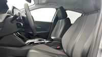 Peugeot 208 1.2 PureTech 100ch S&S Allure EAT8 — photo 9