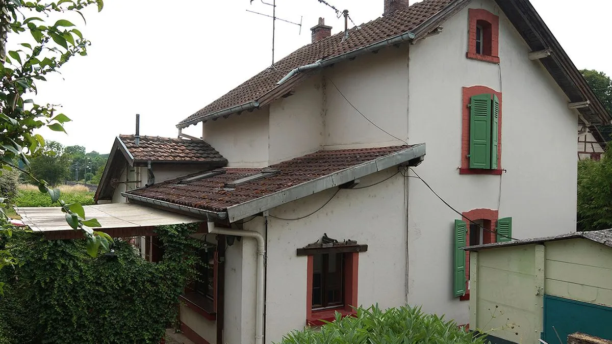 Photo 1