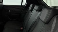 Peugeot 208 e-208 136ch GT — photo 13