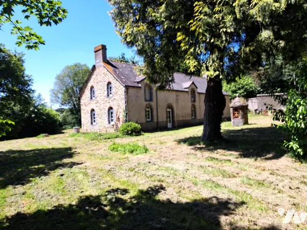 Maison 8 pièces 250 m²