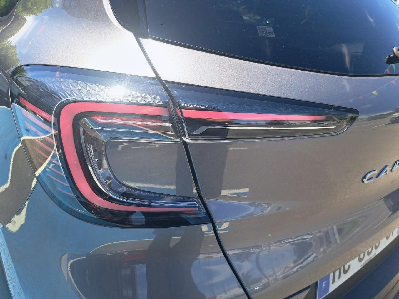 Renault Captur mild hybrid 160 edc techno — photo 17