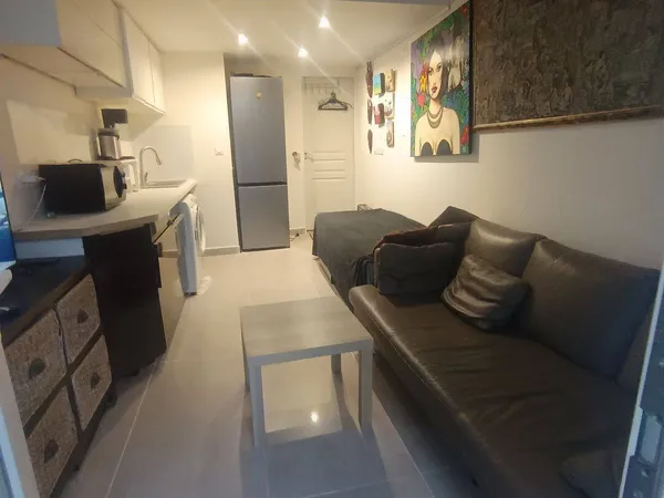 Studio 1 pièce 30 m²